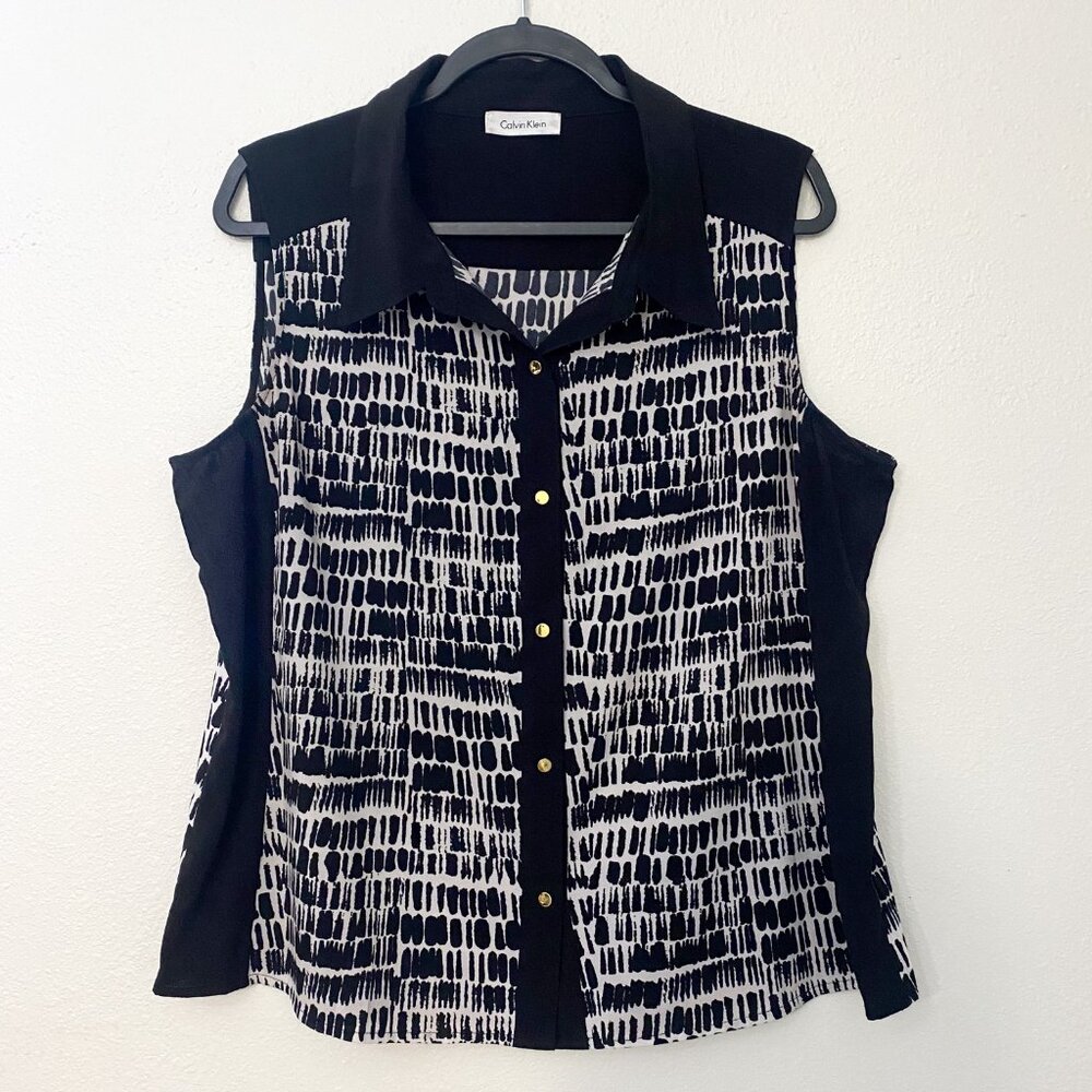 Calvin Klein Sleeveless Button-Down Shirt abstract black and white print